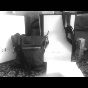 100% authentic Gucci Lifestyle (messenger) bag.